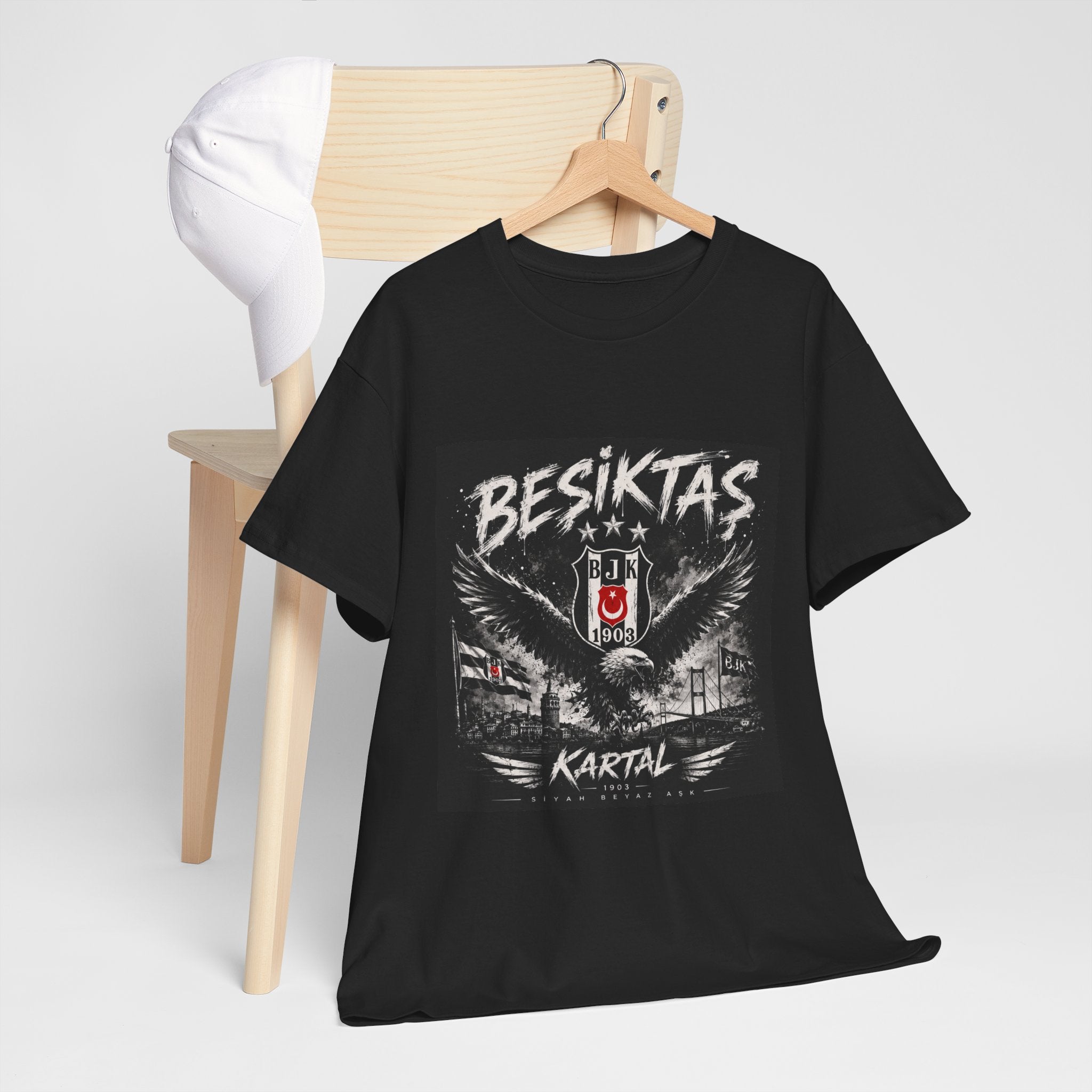 Beşiktaş Kartal T‑Shirt — Turkish Football Club Graphic Tee